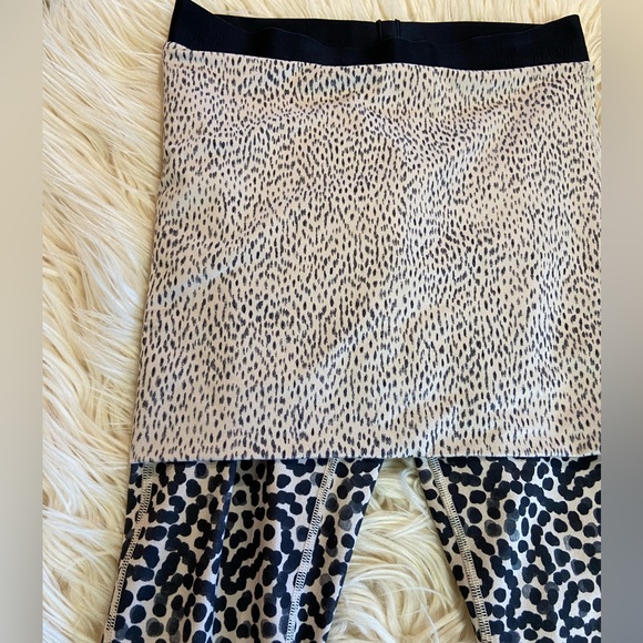 Wonder under - special edition dance - fits like a 6 - Picture 2 of 7